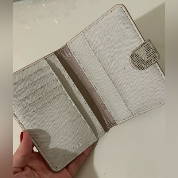 Passport Cover - Picture 5 of 5